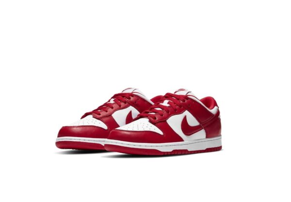 Dunk Low University Red (2022/2023) - immagine 4