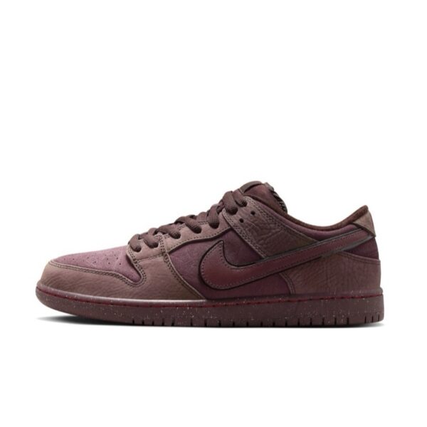 Dunk Low SB City Of Love Burgundy