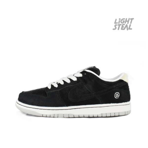 Dunk Low SB Medicom Toy 2020 (Used)
