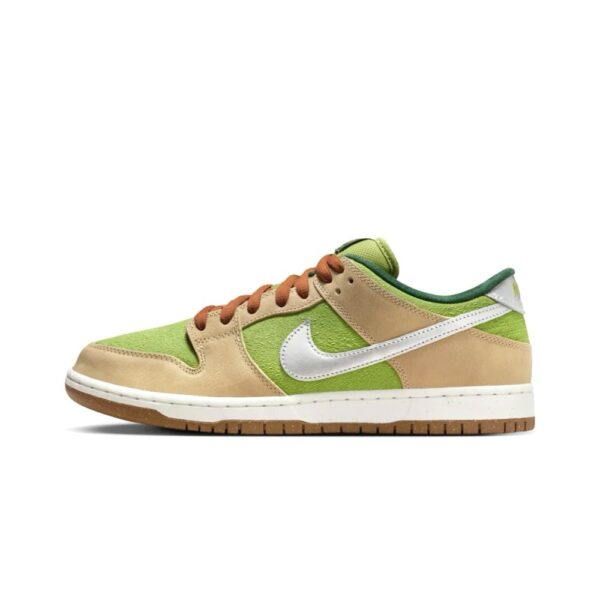 Dunk Low SB Escargot
