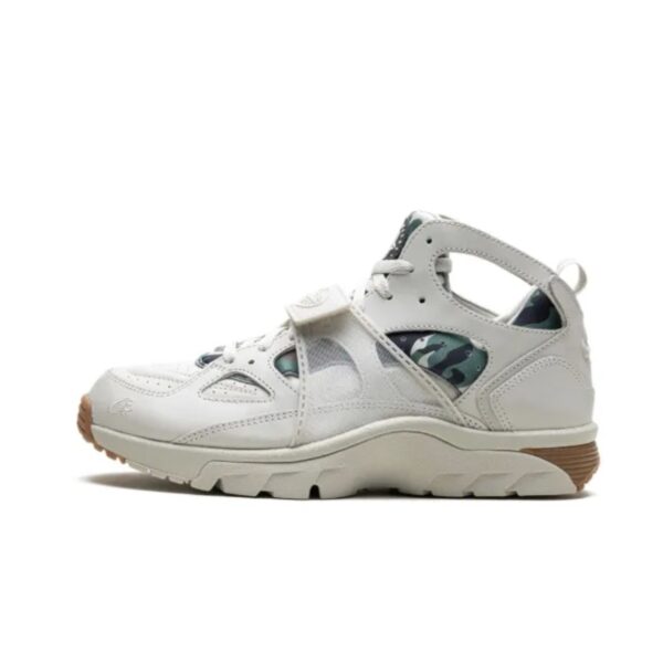 Air Trainer Huarache Nike x Corteiz Light Bone
