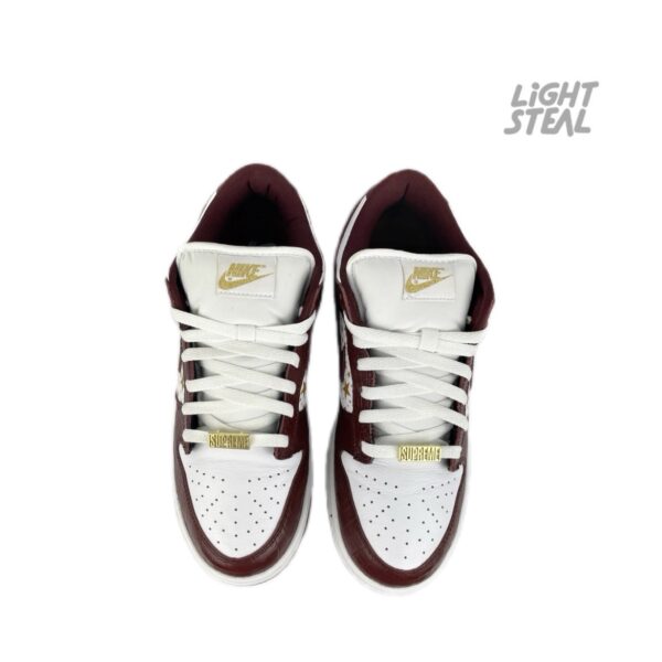 Dunk Low SB Supreme Stars Barkroot Brown (2021) (Used)