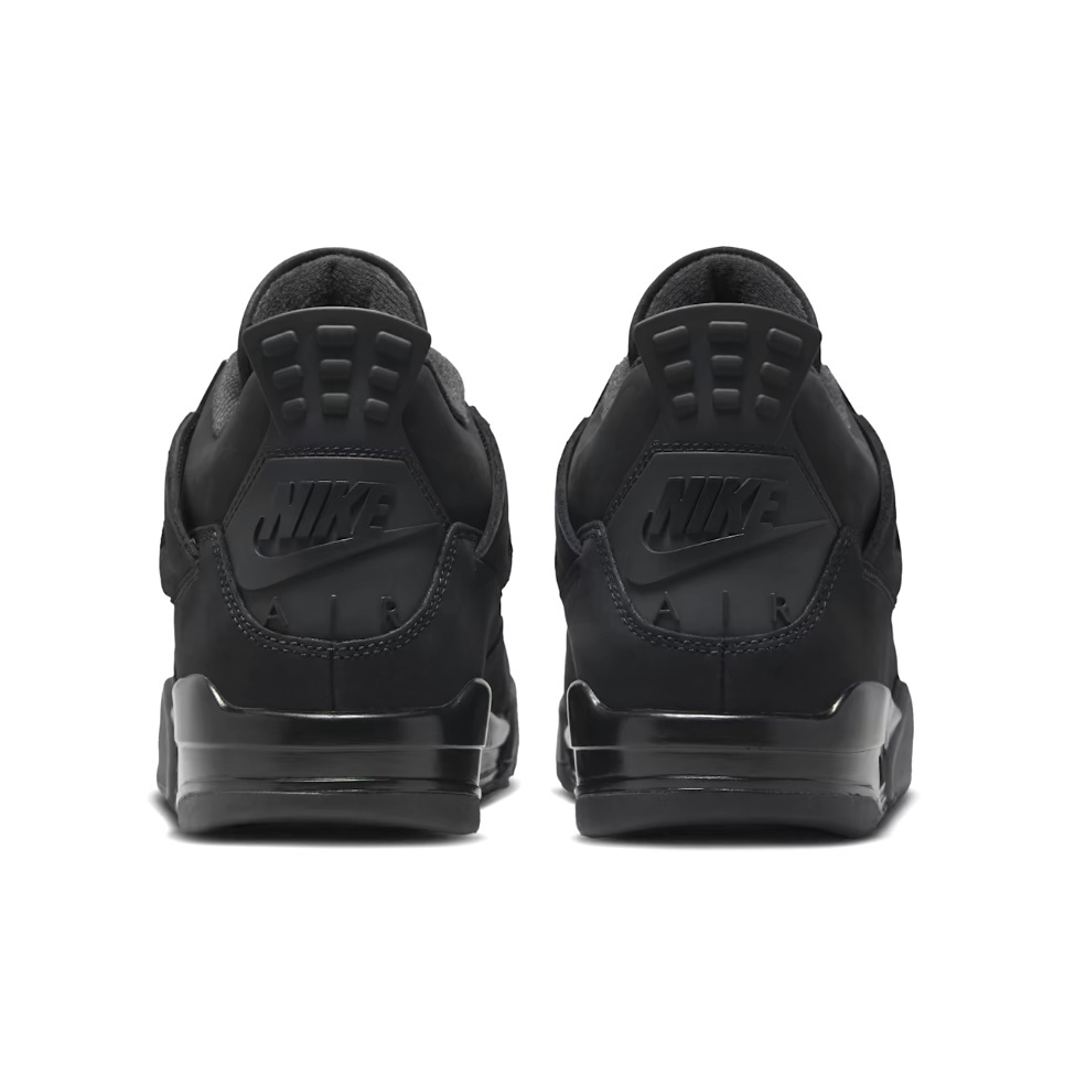 Jordan 4 Black Cat (2025) - immagine 3