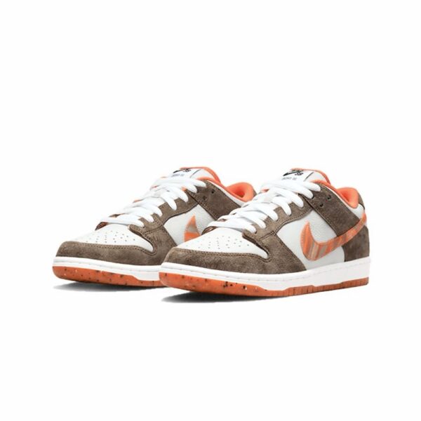 Dunk Low SB Crushed D.C (Special Box)