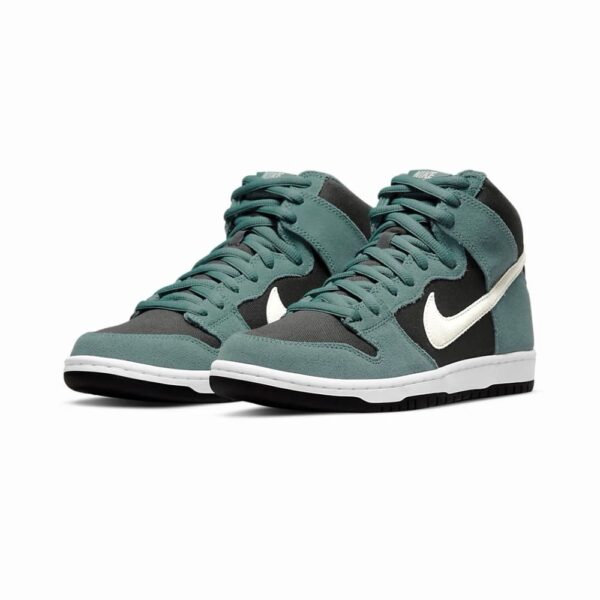 Dunk High SB Mineral Slate Suede