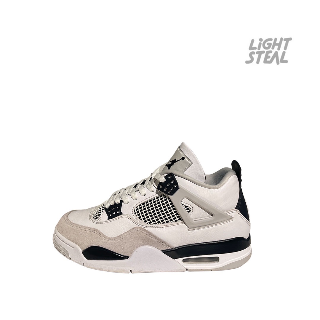 Jordan 4 Military Black (Used)