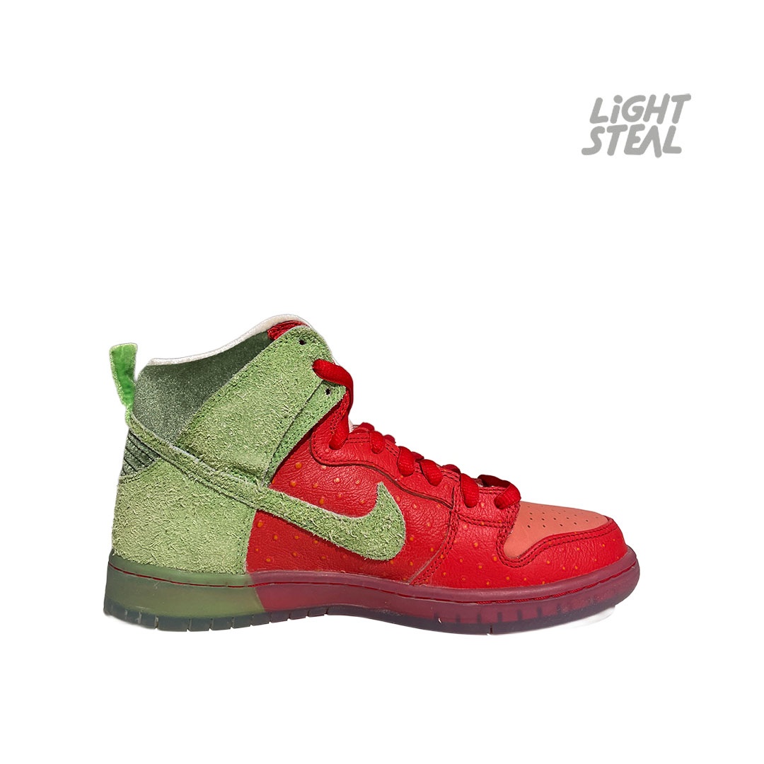 Dunk High SB Strawberry Cough (Used) - immagine 7