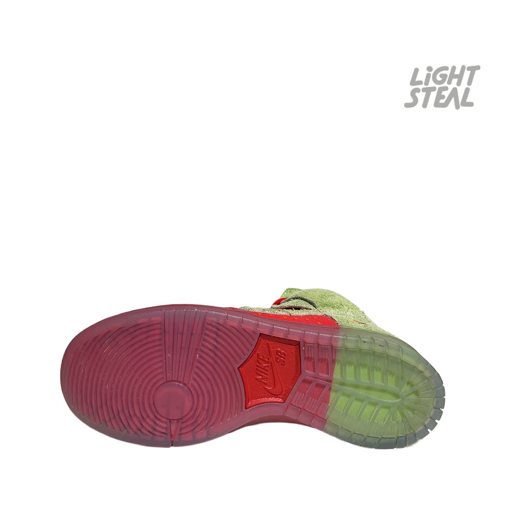 Dunk High SB Strawberry Cough (Used) - immagine 8
